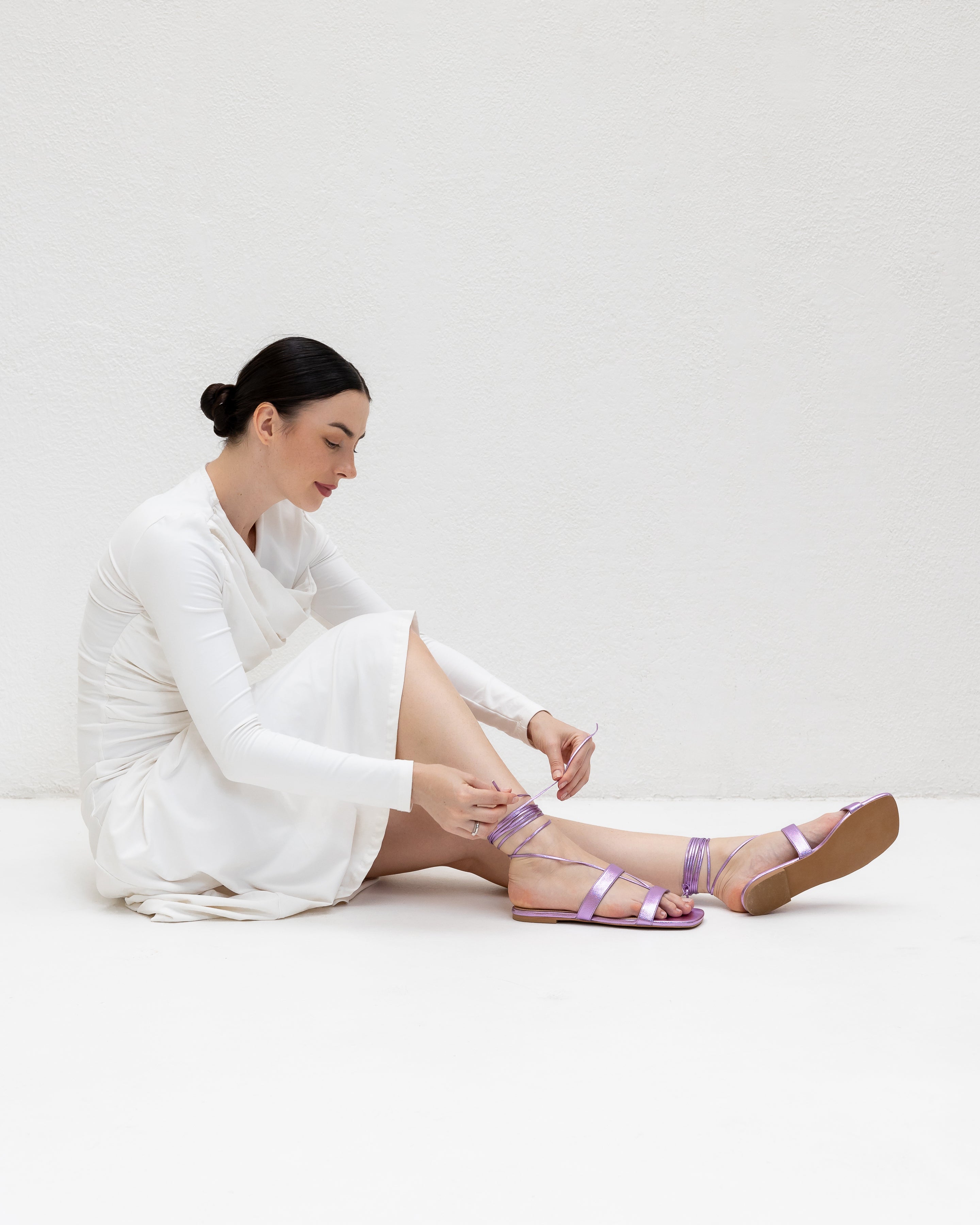 Conscious luxury vegan shoes handmade in small batches – Thália